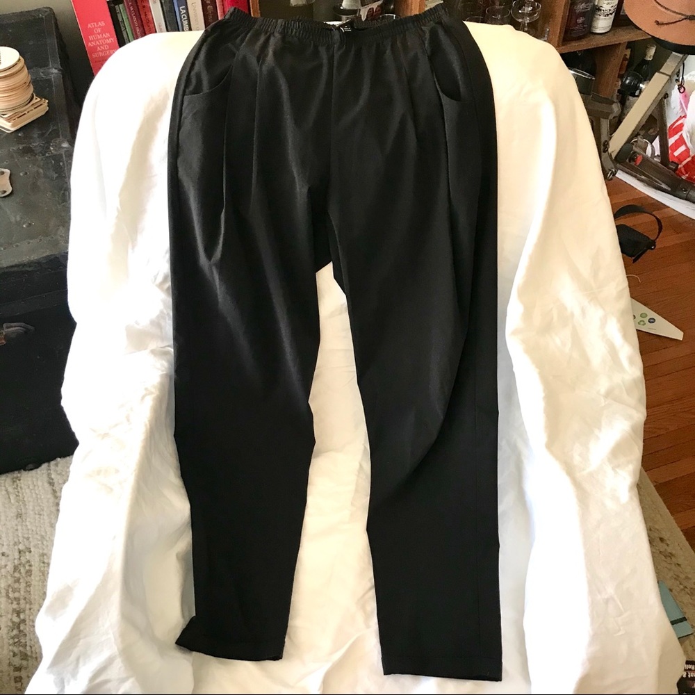 Bobeau pull-on tapered leg pants